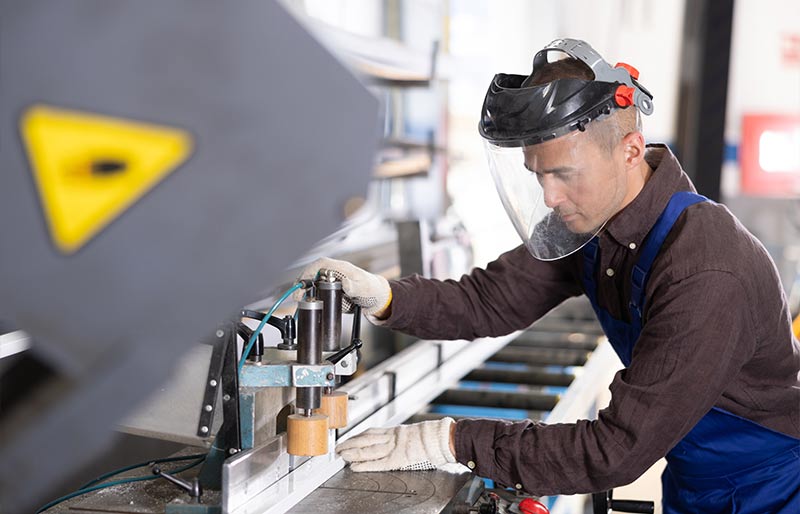 Linther-Glas-Produktionsmitarbeiter